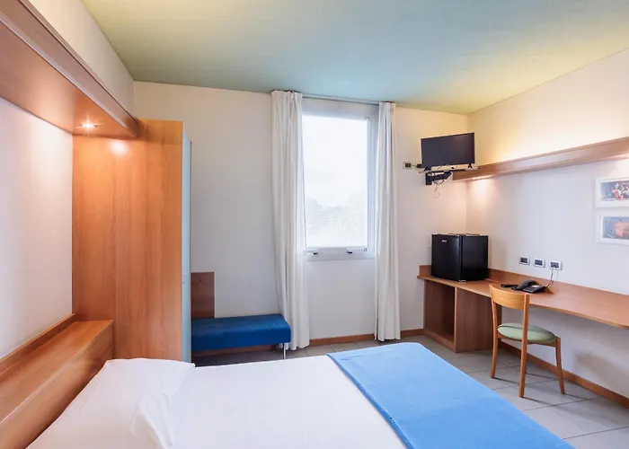 ホテル Eurhotel フォンテヴィーヴォ